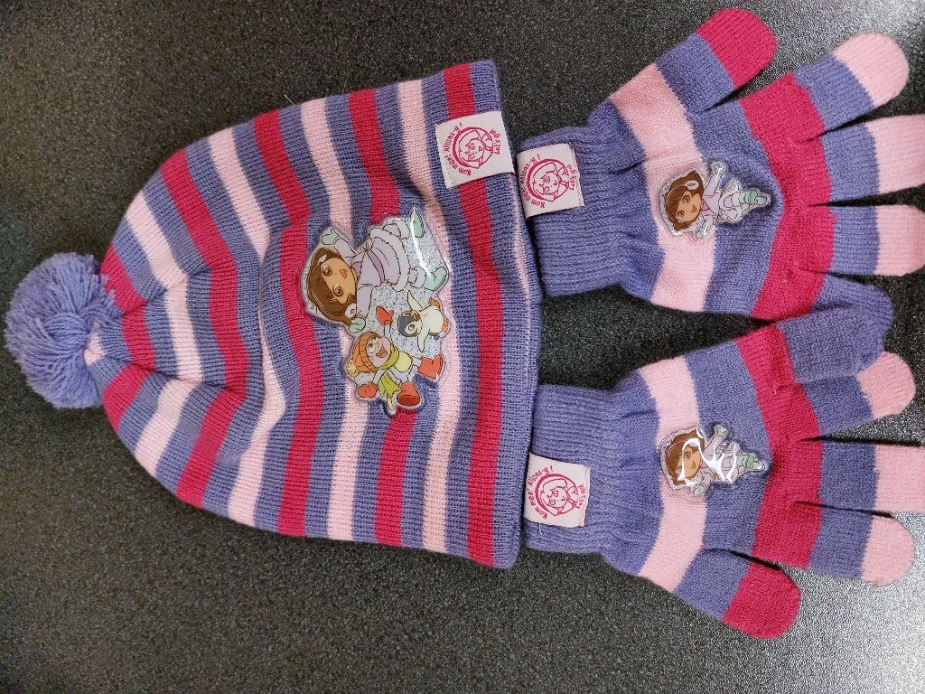 Muts en handschoenen dora, Kinderen en Baby's, C&A, 110 t/m 116, Ophalen of Verzenden, Zo goed als nieuw