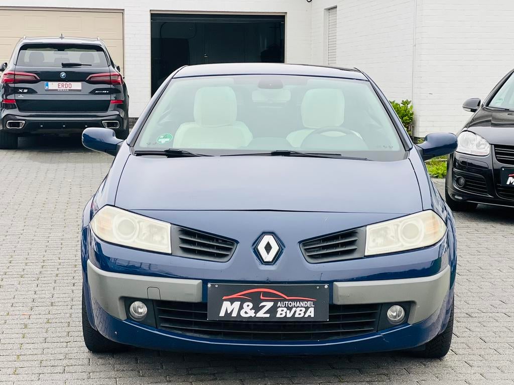 Renault Megane Cabrio 16v 1.6i Benzine * AUTOMAAT * CARPLAY, Automaat, 82 kW, Cabriolet, Leder