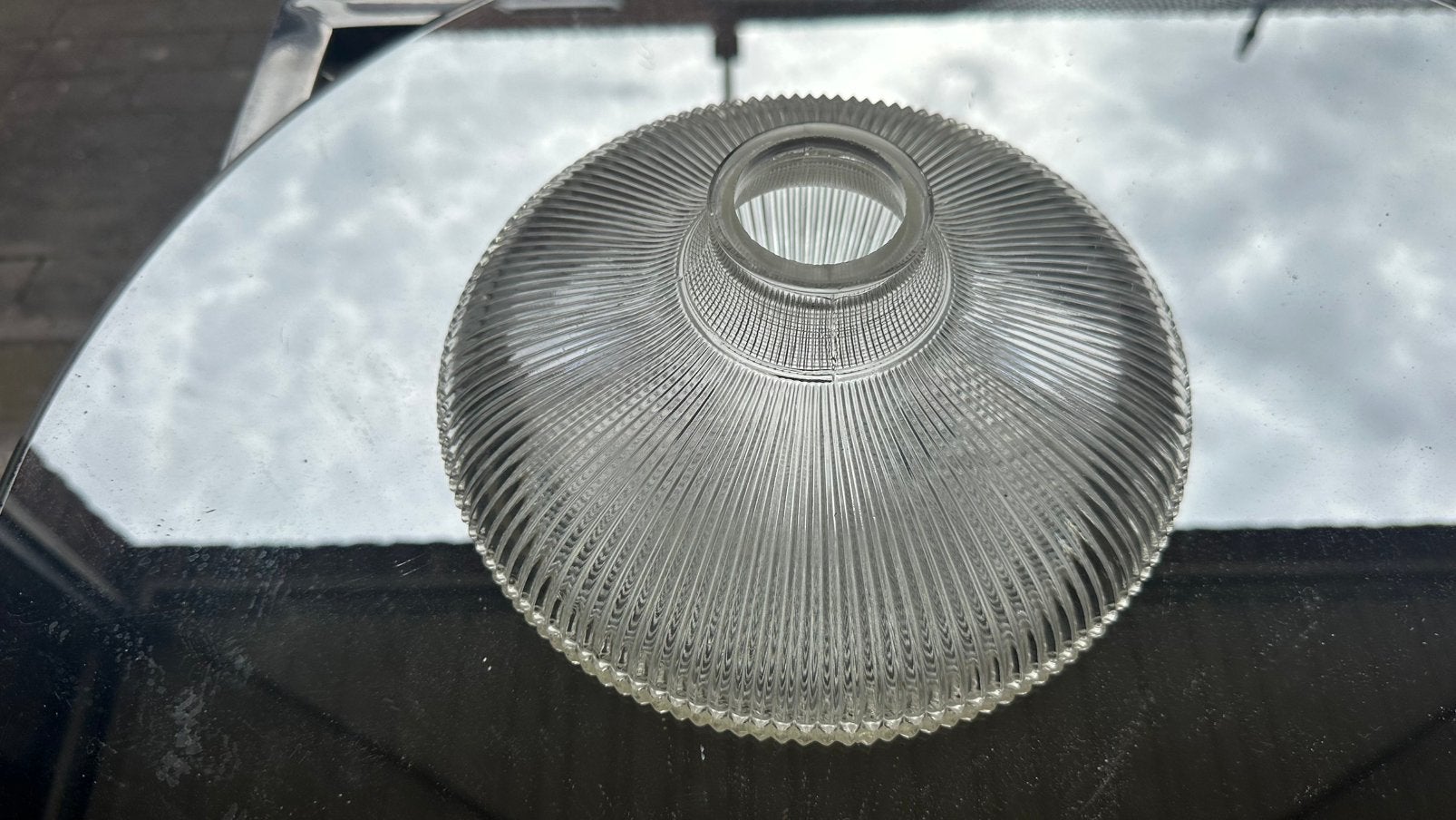 Holophane-stijl prismatische glazen lampenkap, Ophalen of Verzenden