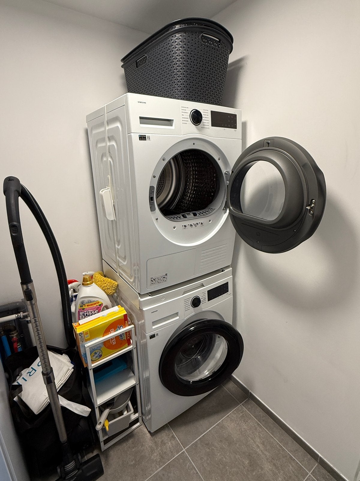 Wasmachine + Droogkast combo met tussenstuk, 1200 à 1600 tours, 85 à 90 cm, Comme neuf, Chargeur frontal