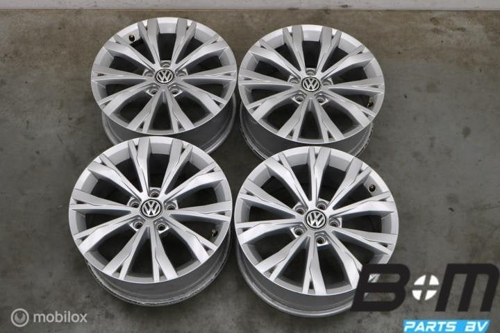 ORIGINEEL! 17 inch velgen Audi VW Tiguan 5NA! 5NA601025, Gebruikt, Velg(en), 17 inch, Personenwagen