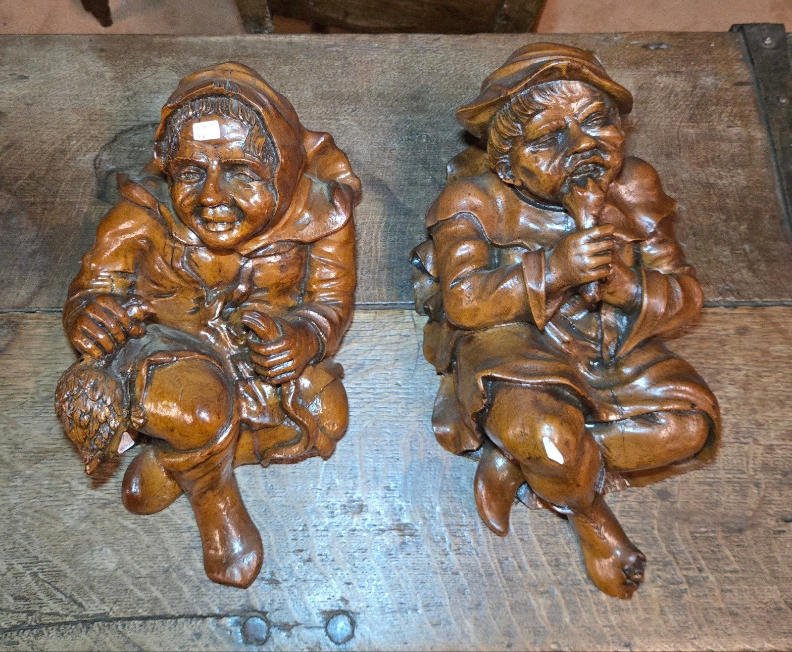 Personnages sculptés