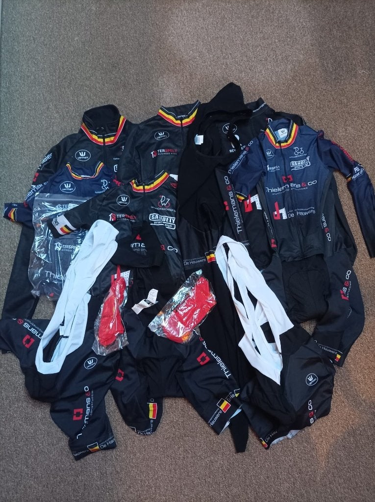 Pakket wielerkleding 13 stuks nieuw!, Fietsen en Brommers, XS, Dames, Nieuw, Ophalen of Verzenden