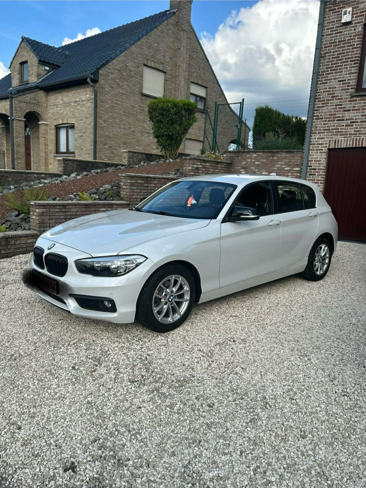 BMW 116i uit 2018, Auto's, Wit, Handgeschakeld, 5 deurs, Particulier
