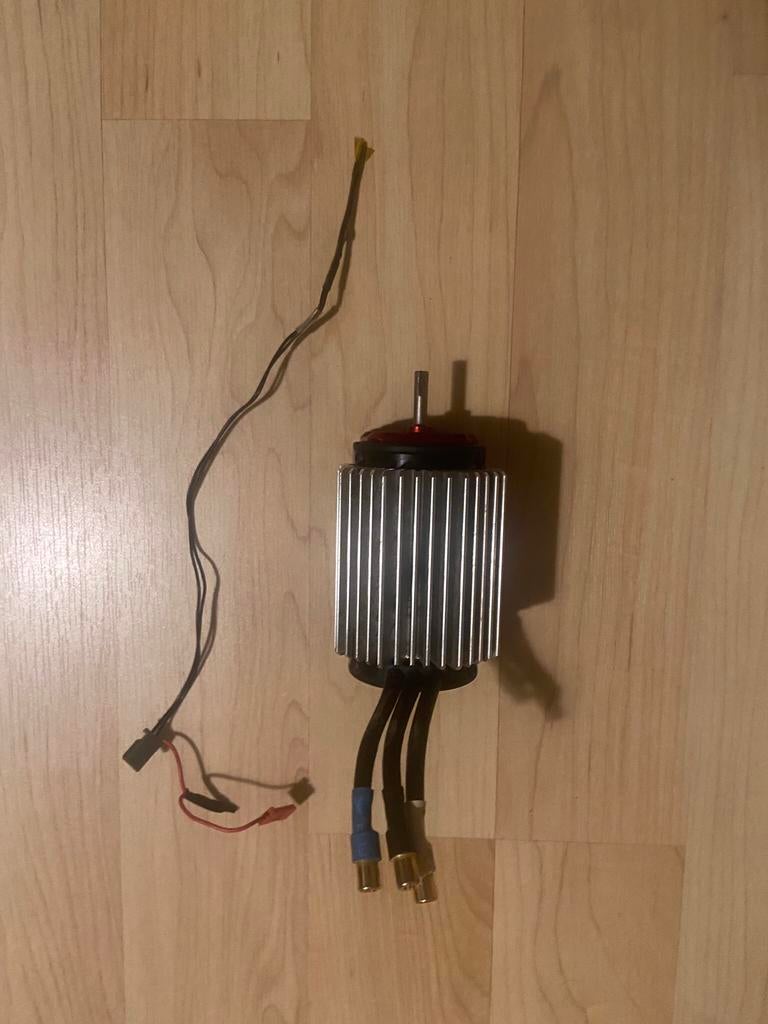 Traxxas motor, Enlèvement ou Envoi, Échelle 1:8, Pièce, Utilisé