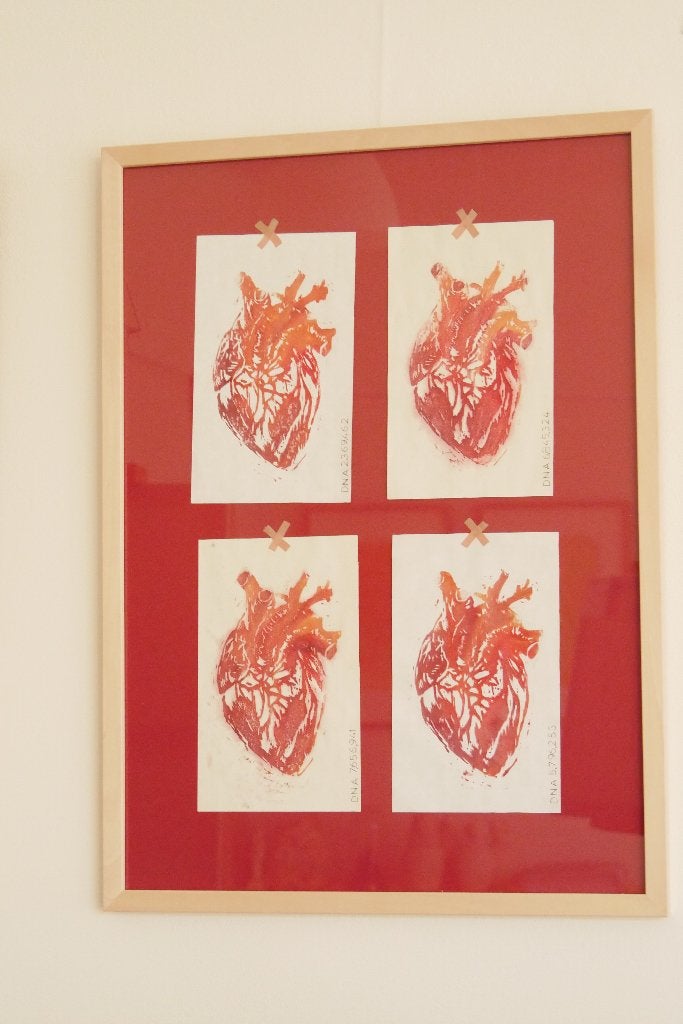 Houtsnedes " Hart DNA", Enlèvement, Gravure sur bois