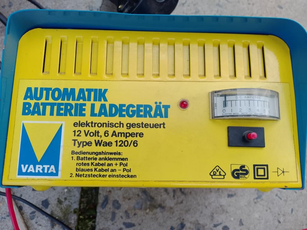 Varta-oplader, Ophalen of Verzenden, Gebruikt, Overige automerken
