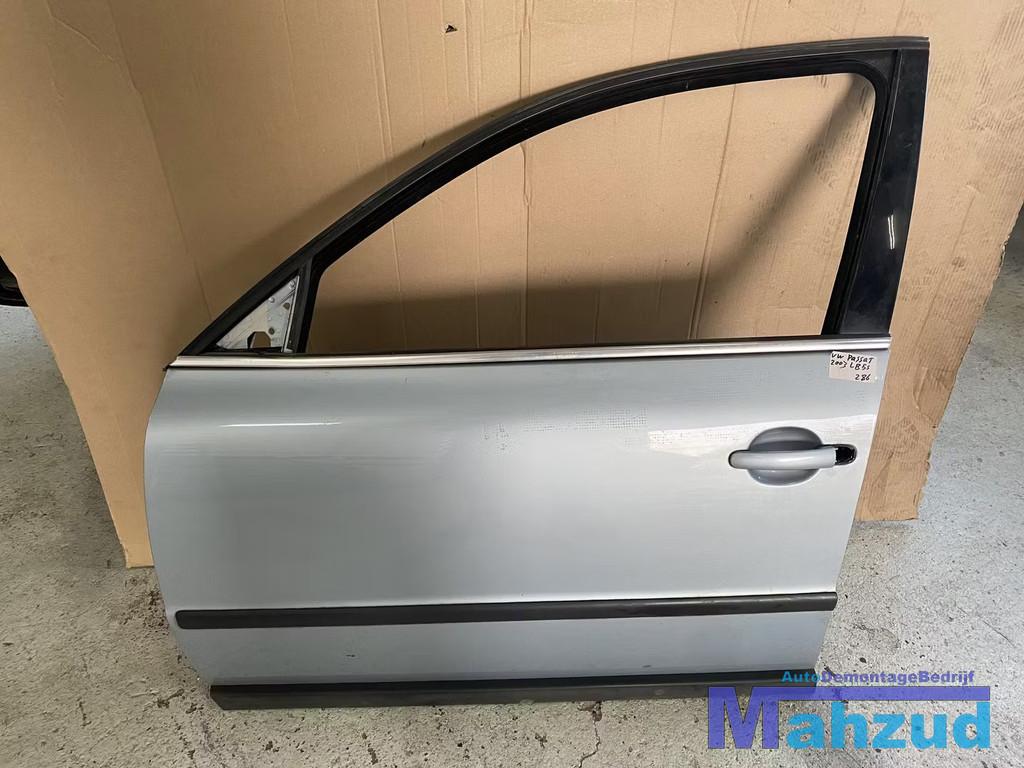 VW PASSAT B5.5 3B3 BLAUW LB5S Links voor deur portier 2000-2, Gebruikt, Volkswagen AG, Voor, Vw@volkswagen.de