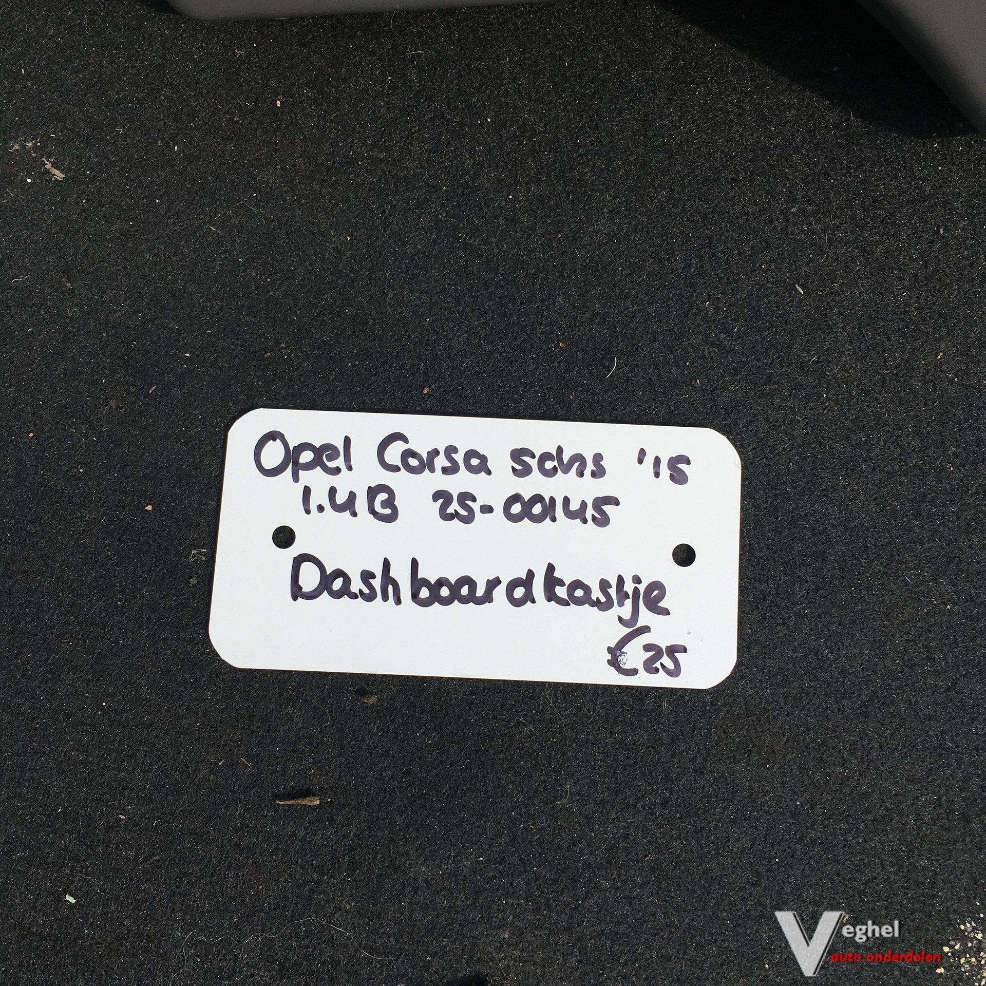 Opel Corsa E 5 drs 1.4B 2500145 2015   Dashboardkastje, Gebruikt, -, -, Ophalen of Verzenden
