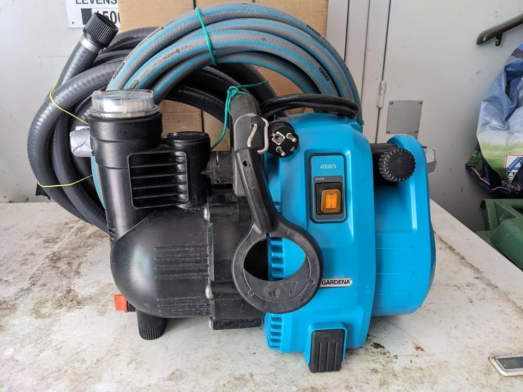 Husqvarna  AB, Tuin en Terras, Waterpompen, Ophalen, Nieuw, Elektrisch, Hydrofoorpomp