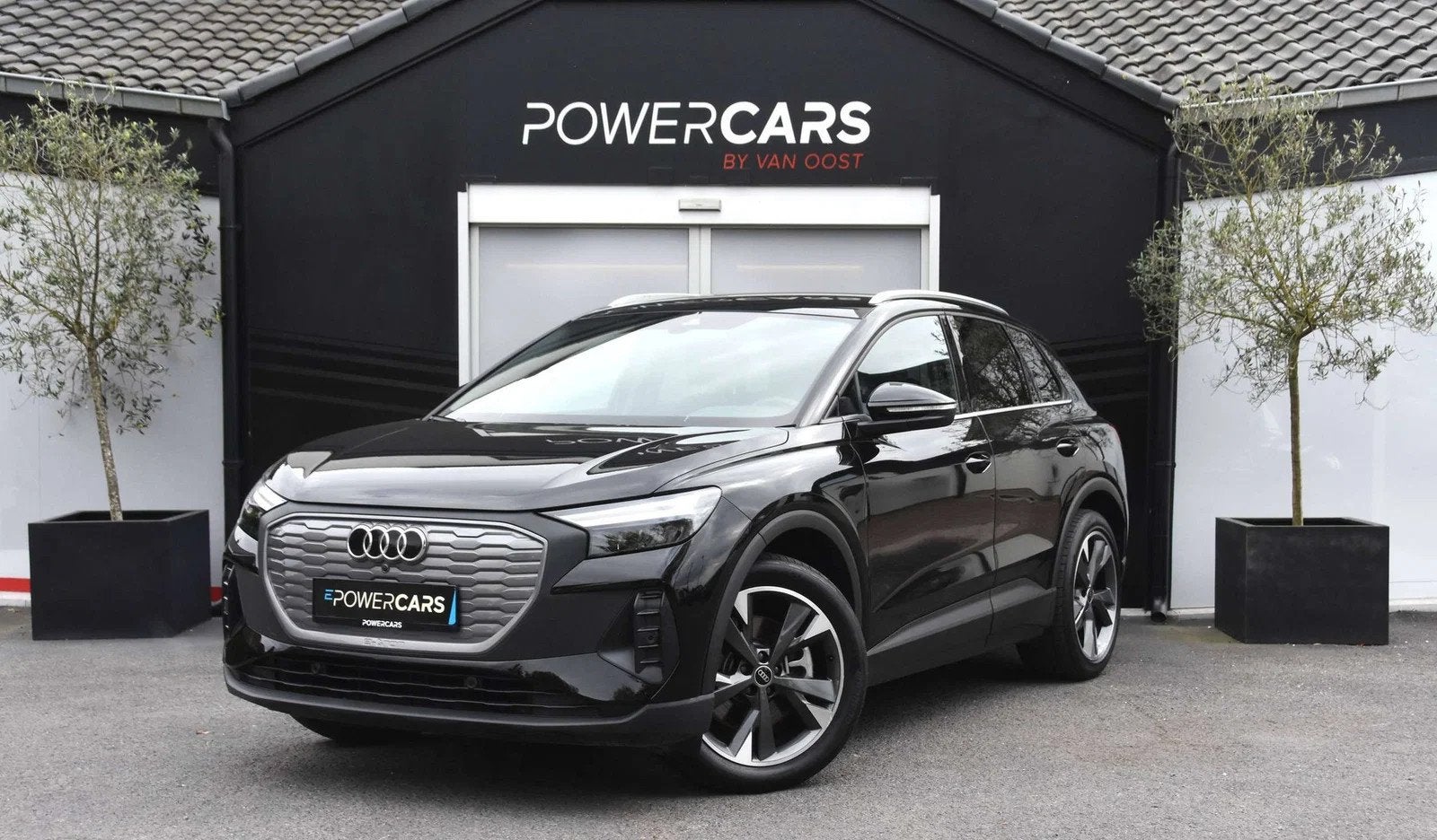 Audi Q4 e-tron 40 | Active Cruise | Camera | 20" | Dynamica, Auto's, Automaat, Stof, Gebruikt, Zwart