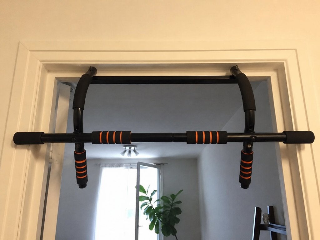 Optrekstang / Pull-up bar – stevig & multifunctioneel, Ophalen, Zo goed als nieuw, Benen, Oprekstang