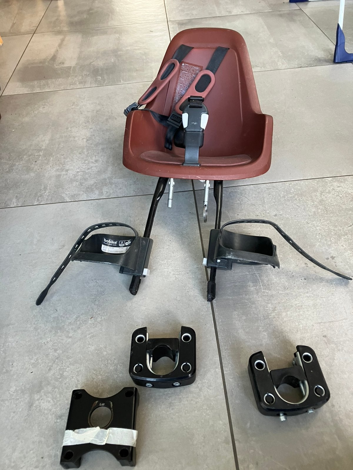 Bobike one mini fietsstoeltje vooraan met 2 koppelstukken, Fietsen en Brommers, Ophalen, Gebruikt, Voetsteuntjes, Voorzitje