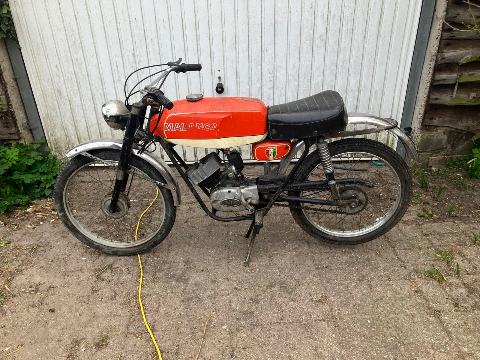 Oldtimer brommer, Enlèvement