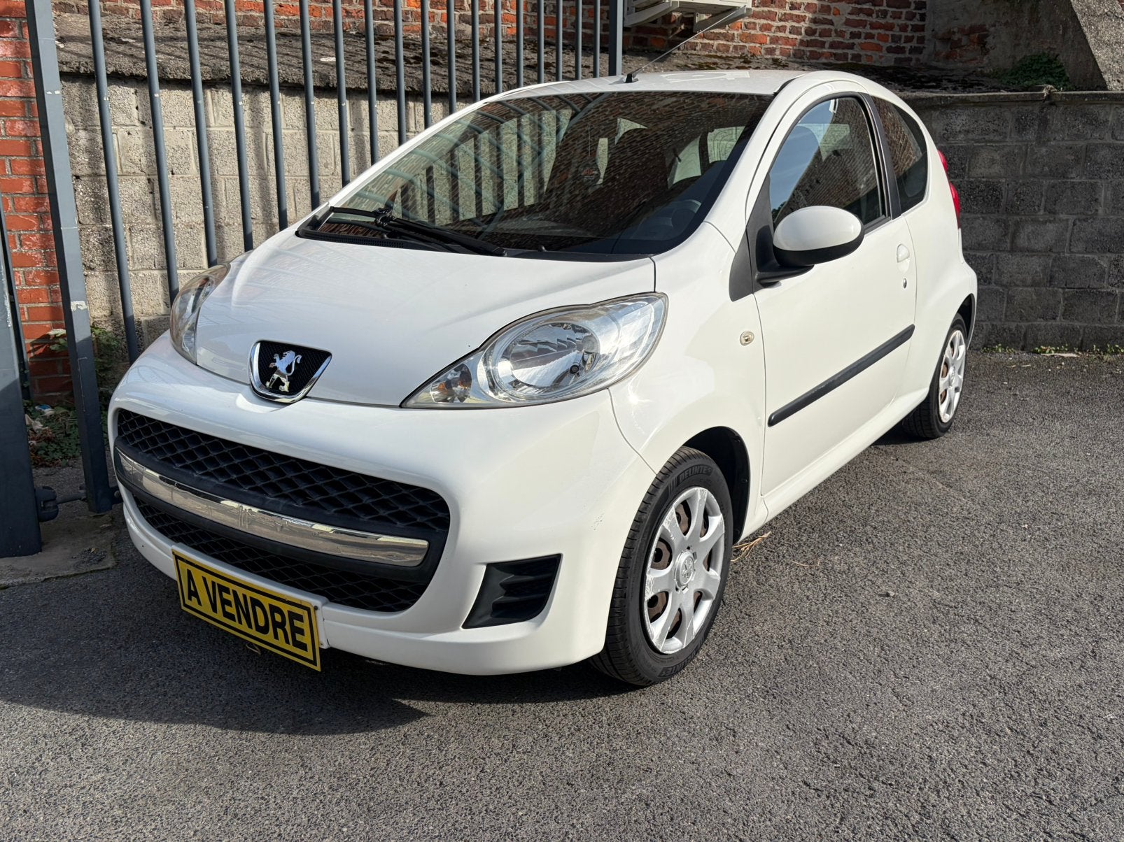Peugeot 107 *Prête à immatriculer*, Autos, Euro 5, Achat, Vitres électriques, Particulier