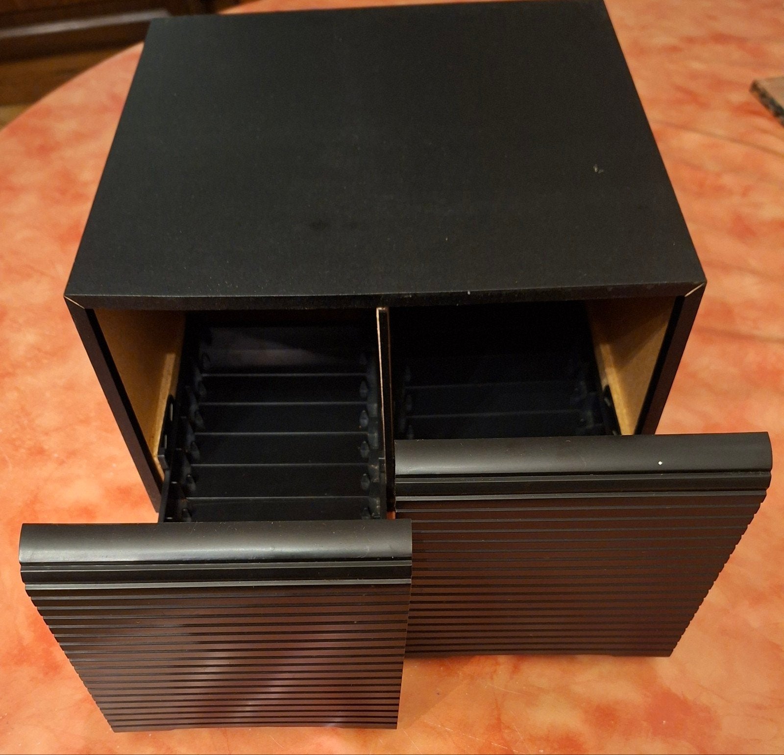 CD opbergbox, Ophalen