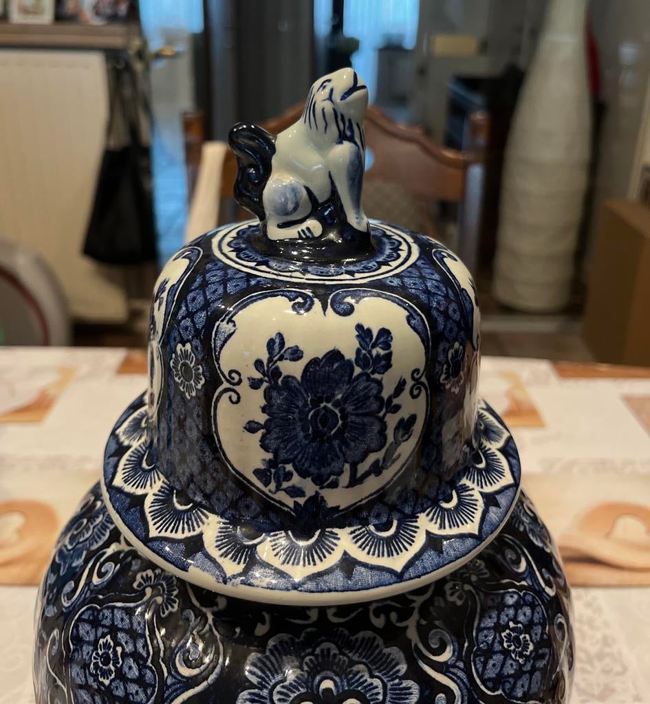 Delfts blauw vaas., Enlèvement