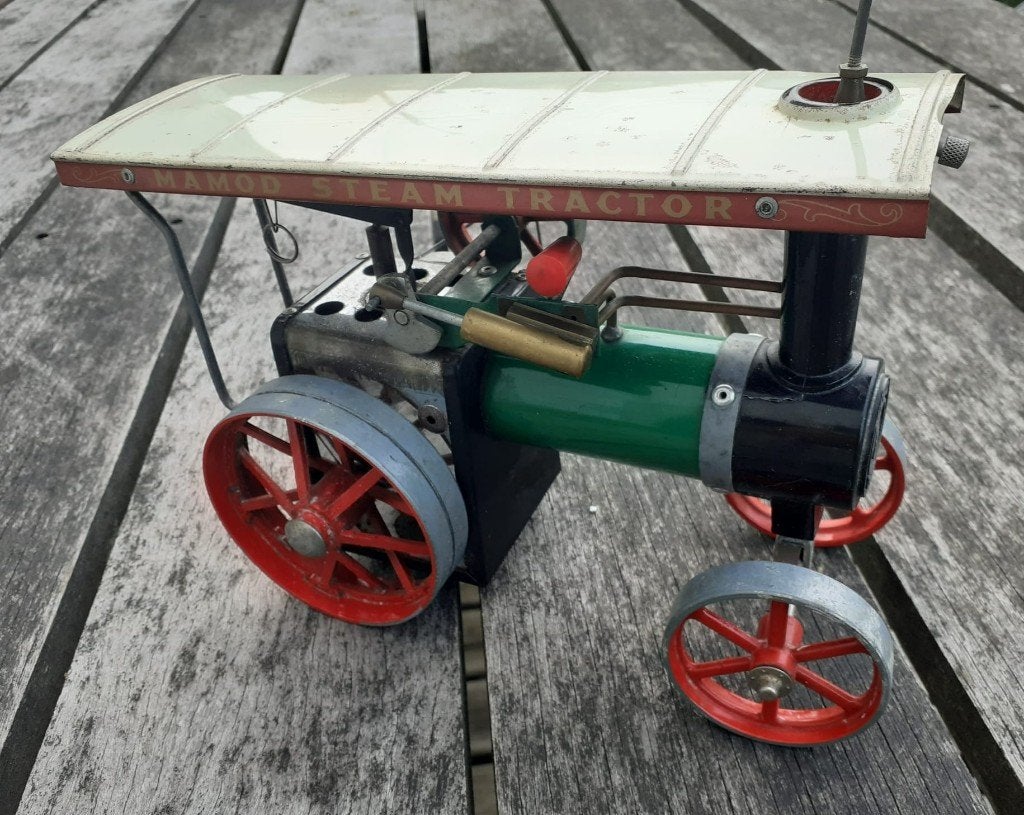 Een Mamod TE1-stoomtractor, Antiek en Kunst, Antiek | Speelgoed, Ophalen of Verzenden