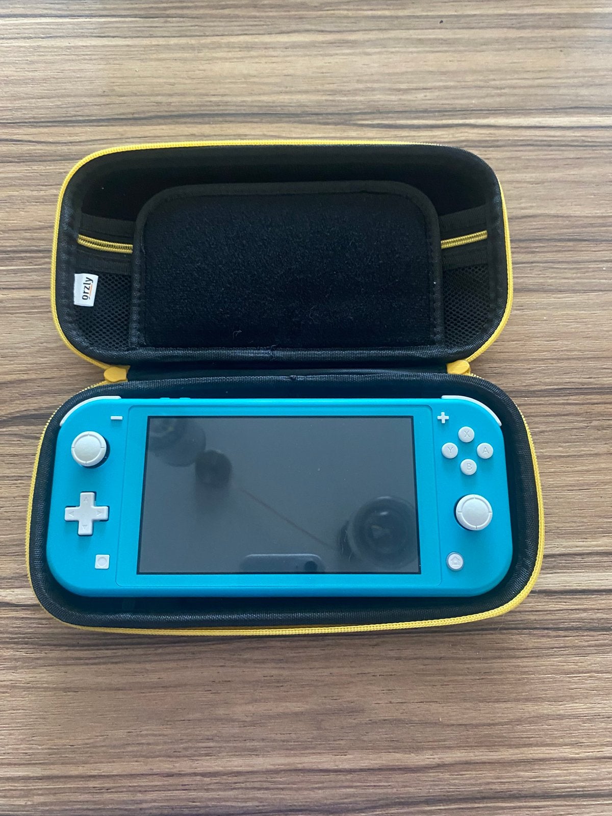 Switch 2jeux + carte sd 128go OFFRE UNIQUEMENT AUJOURD’HUI⚠️, Games en Spelcomputers, Ophalen, Turquoise, Zo goed als nieuw