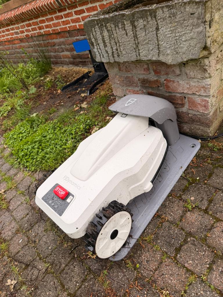 FJD Robot maaier, Ophalen, Zo goed als nieuw