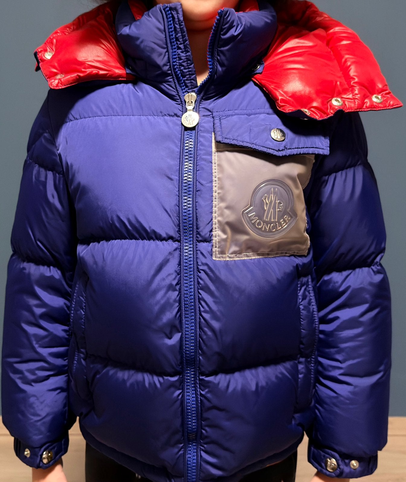Moncler jas kinderen maat 128, Ophalen of Verzenden, Zo goed als nieuw, Jas