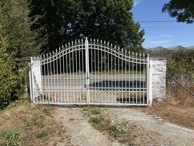 Grote witten metalen poort (2 paar poorten), Tuin en Terras, Ophalen, Gebruikt, Draaipoort