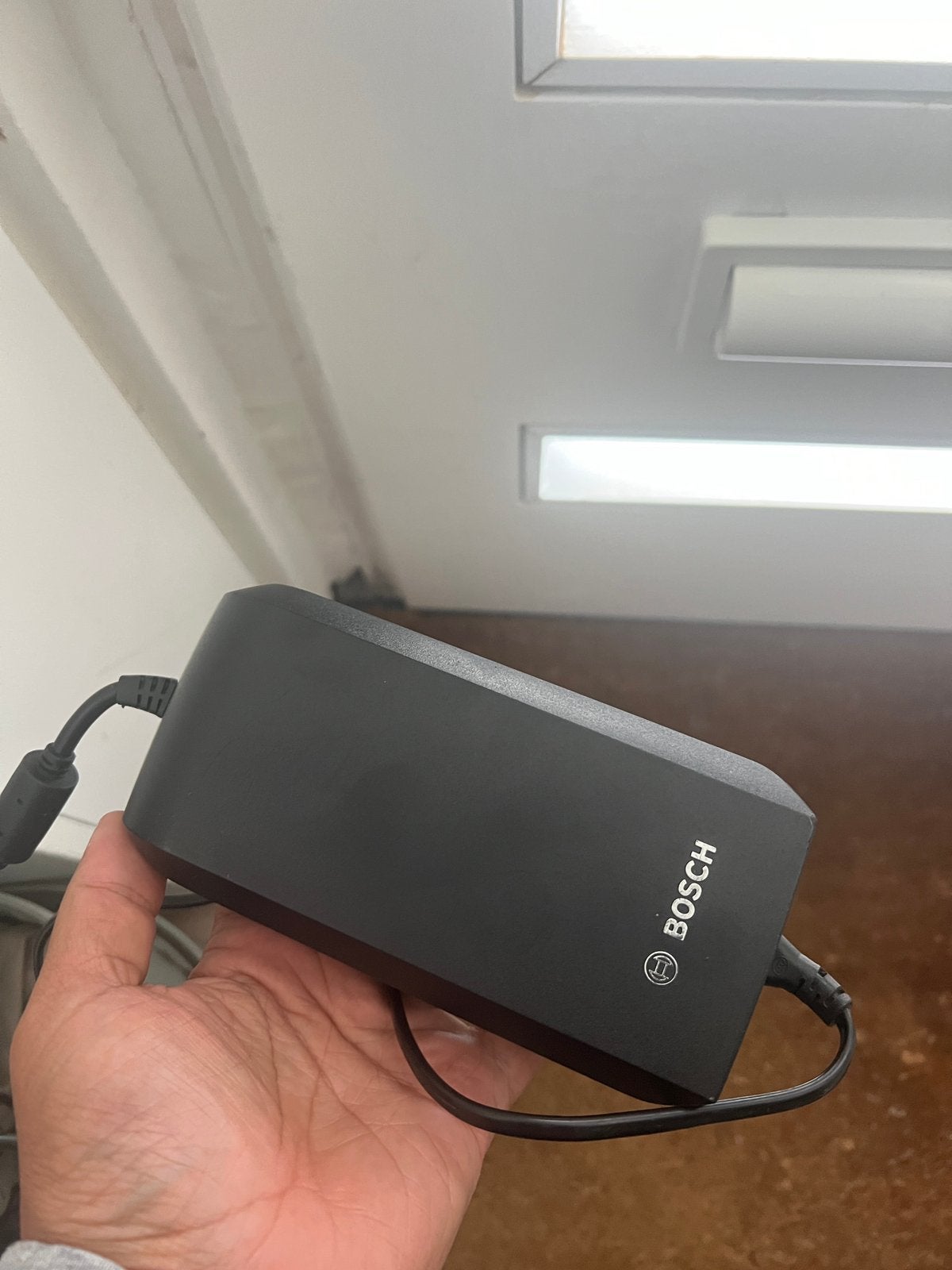 Chargeur Bosch universel 4A velo electrique, Enlèvement ou Envoi, Comme neuf
