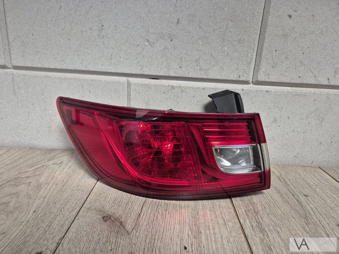 Renault Clio 4 2013 - 2020 achterlicht links op auto €20, Gebruikt, -, Renault, -