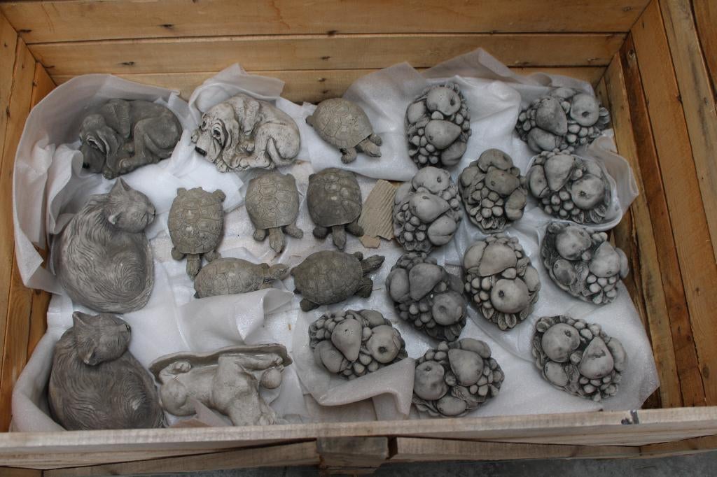 lot de statues pour marchand , lire l annonce, Enlèvement