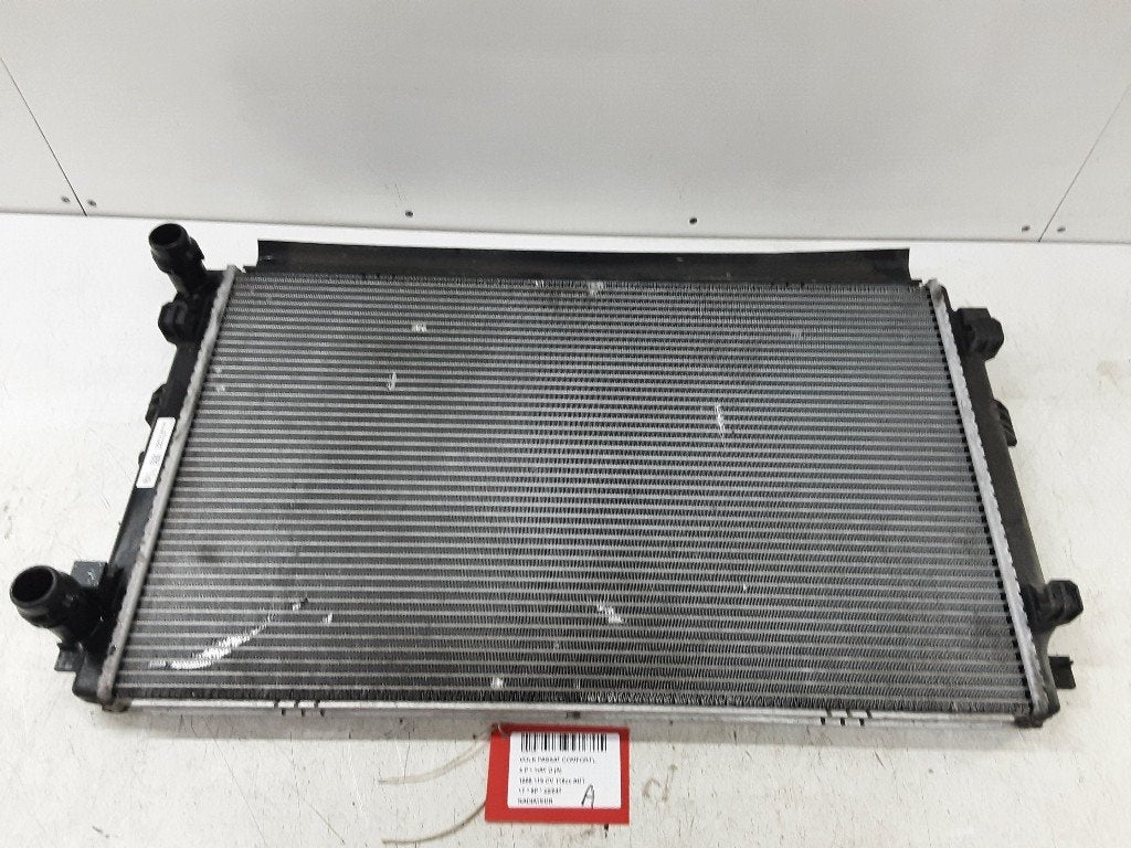 RADIATEUR Volkswagen Passat (3G2) (5Q0121251GD), Gebruikt, Volkswagen, Volkswagen AG, Kundenbetreuung@volkswagen.de