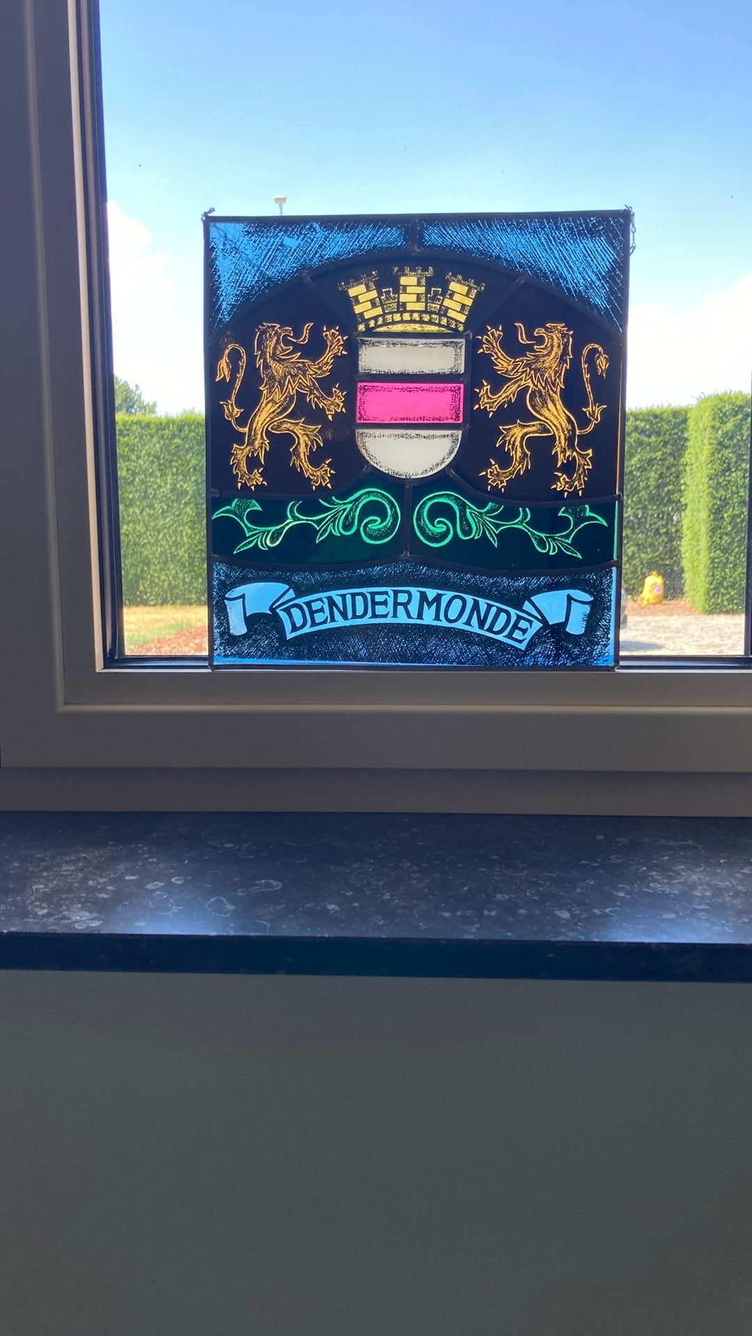 glasraam in lood met draagkrachtige ketting Dendermonde, Enlèvement ou Envoi
