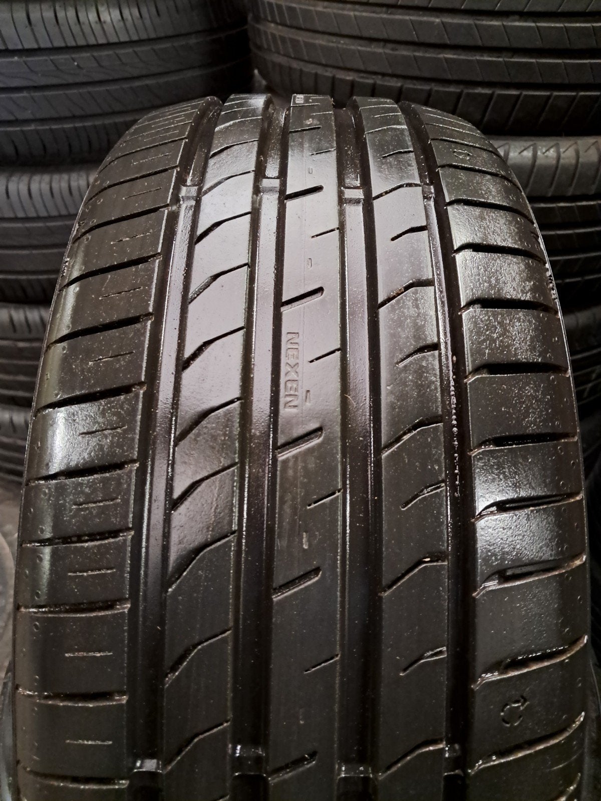 20540r17 205 40 r17 205/40/r17 NEXEN avec montage