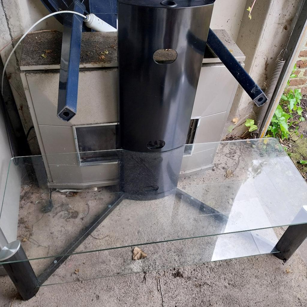 Table pour tv, Enlèvement, Utilisé, Verre