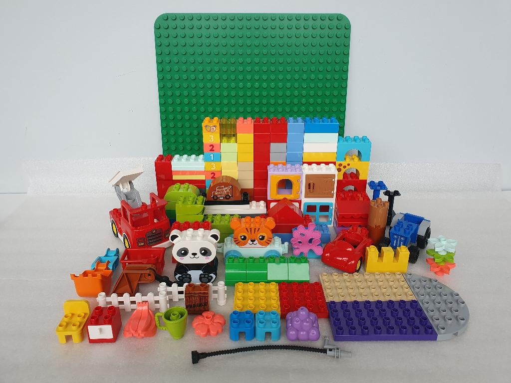 Lot Lego Duplo 160 onderdelen en groene grondplaat, Kinderen en Baby's, Speelgoed | Duplo en Lego, Ophalen of Verzenden, Gebruikt