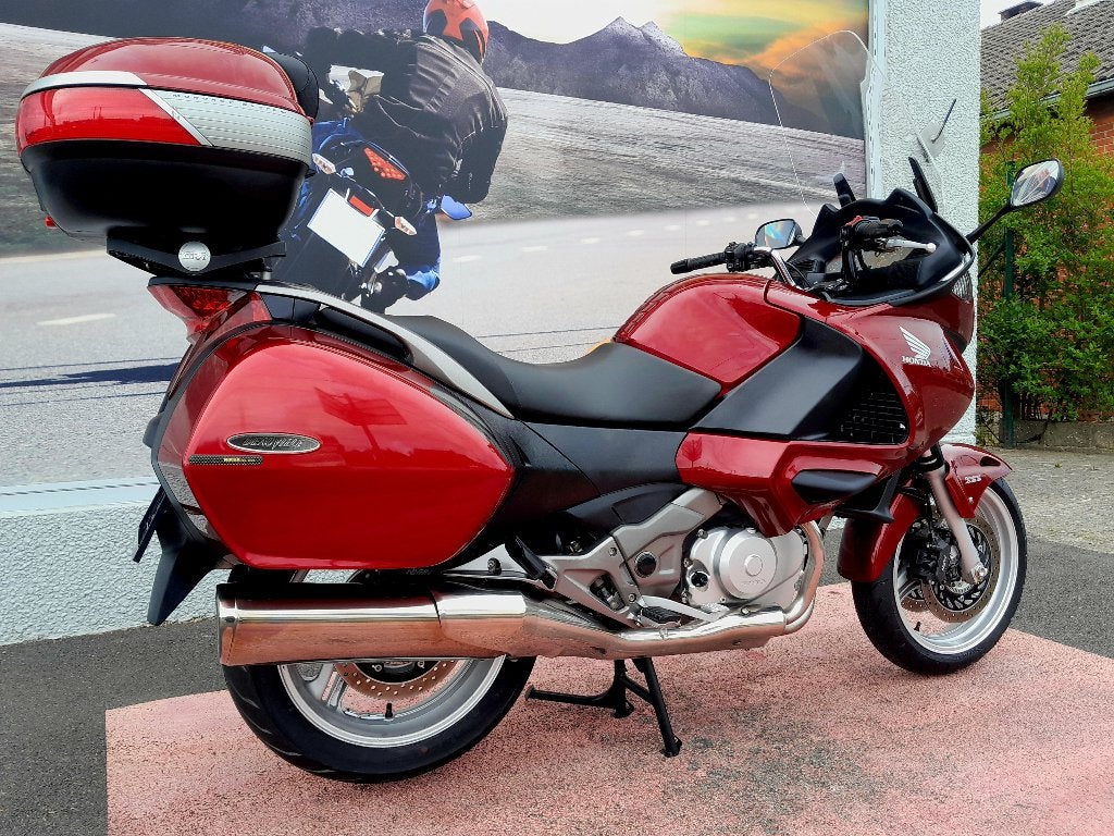 HONDA DEAUVILLE 700 ABS, Motoren, Motoren | Honda, 700 cc, 2 cilinders, Occasion, Motorrijbewijs A