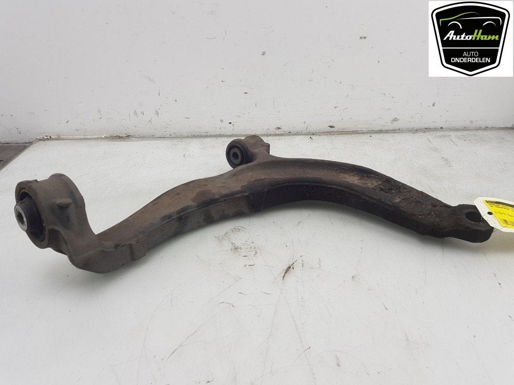 BRAS DE SUSPENSION AVANT DROIT (TRIANGLE) Transporter T5, Dhr. J. Ham, Volkswagen, Administratie@autoham.nl, Utilisé