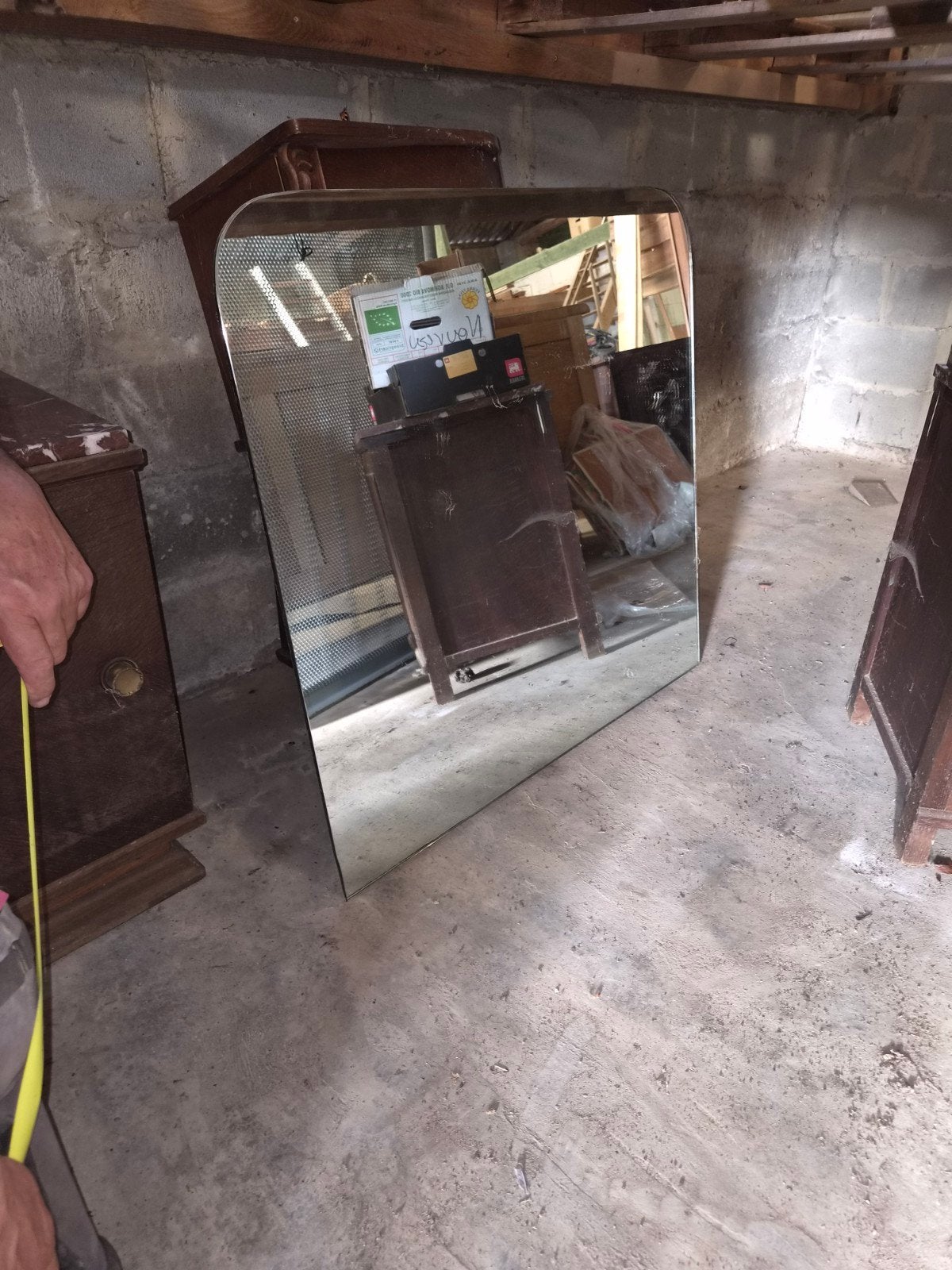 divers miroirs, Enlèvement