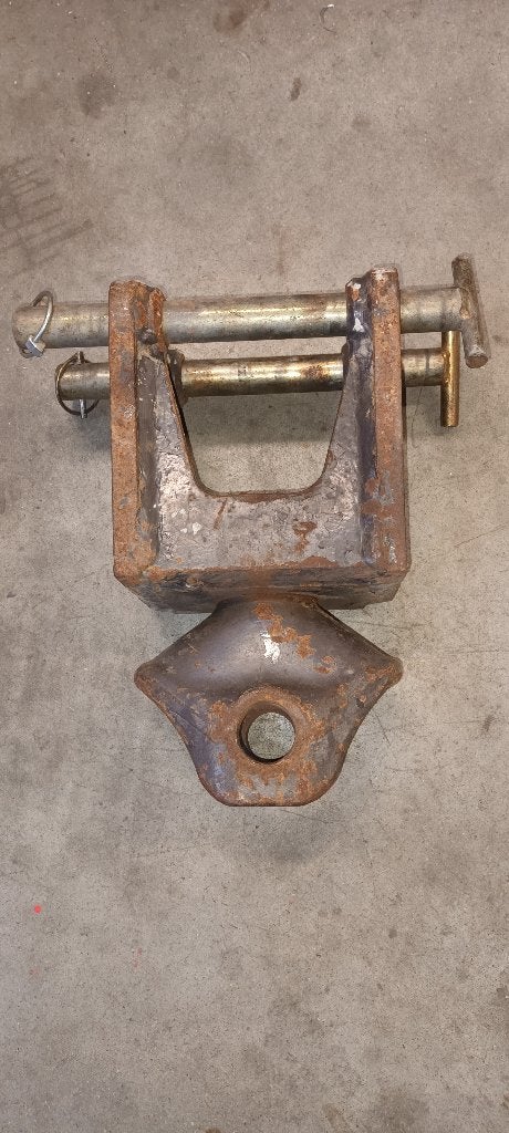 Boventrekhaak, trekhaak tractor, trekker., Zakelijke goederen, Ophalen, Gebruikt