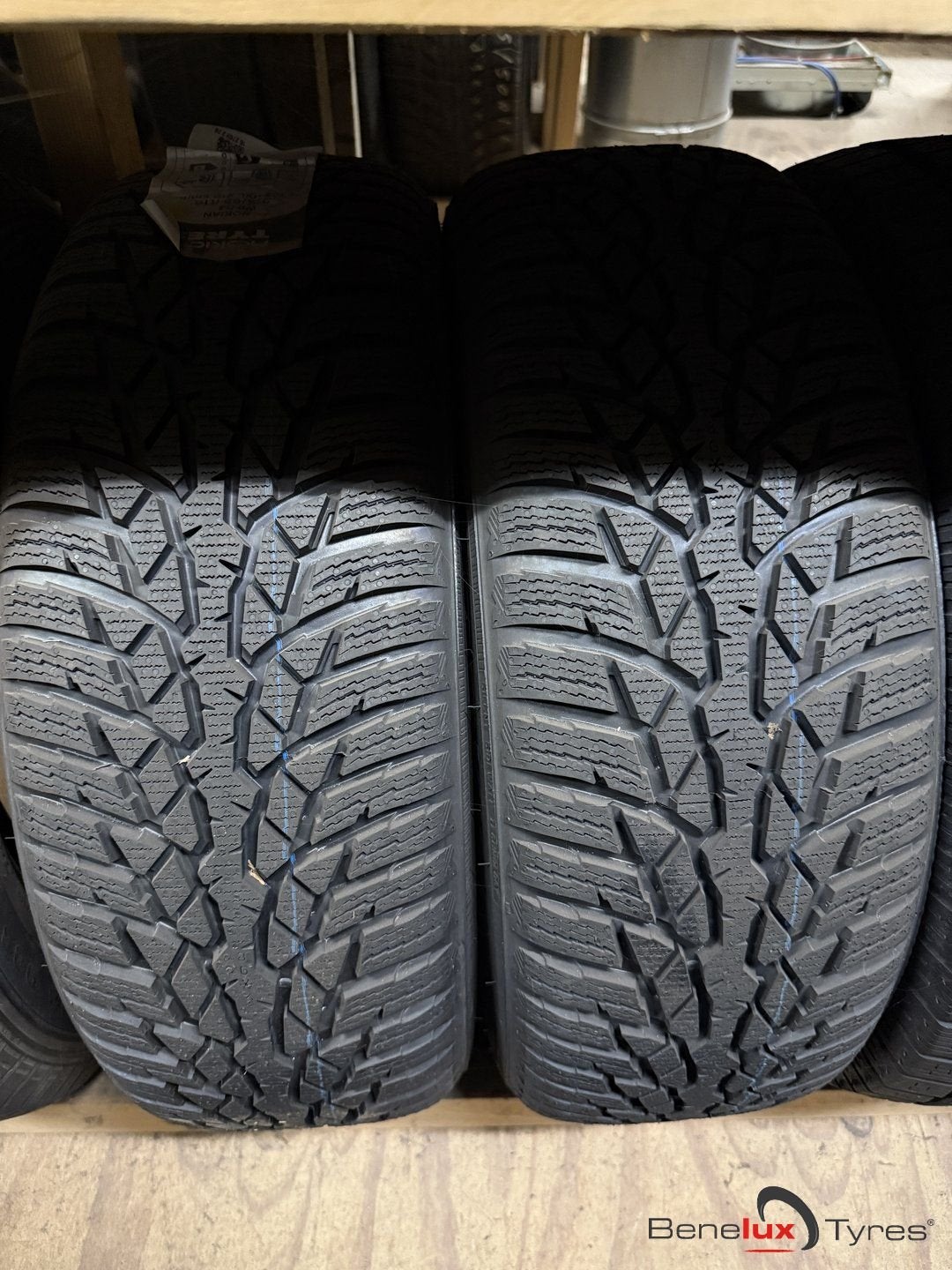 winter nieuw 215/65R16 Nokian 215/65 R16 215/65/16 2156516, Neuf, 16 pouces, Véhicule de tourisme, -