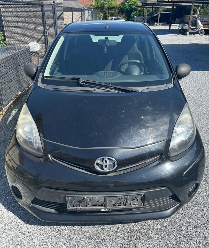 Toyota 1.0 benzine, Auto's, Toyota, Voorwielaandrijving, Stof, Zwart, Handgeschakeld