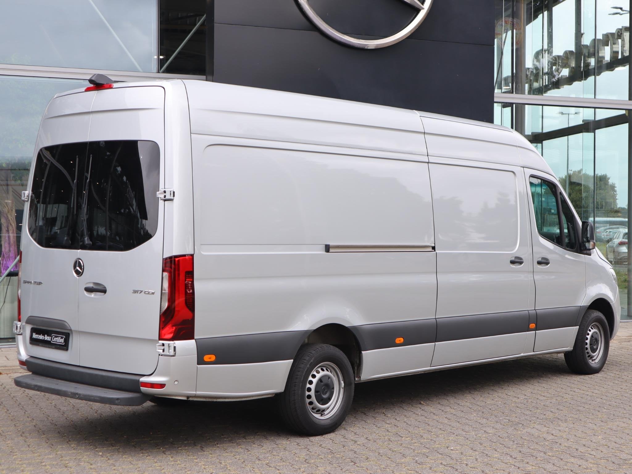 Mercedes-Benz Sprinter 317 CDI L3 SELECT LED DISTRONIC STAND, Auto's, Bestelwagens en Lichte vracht, Automaat, 4 cilinders, 2000 kg