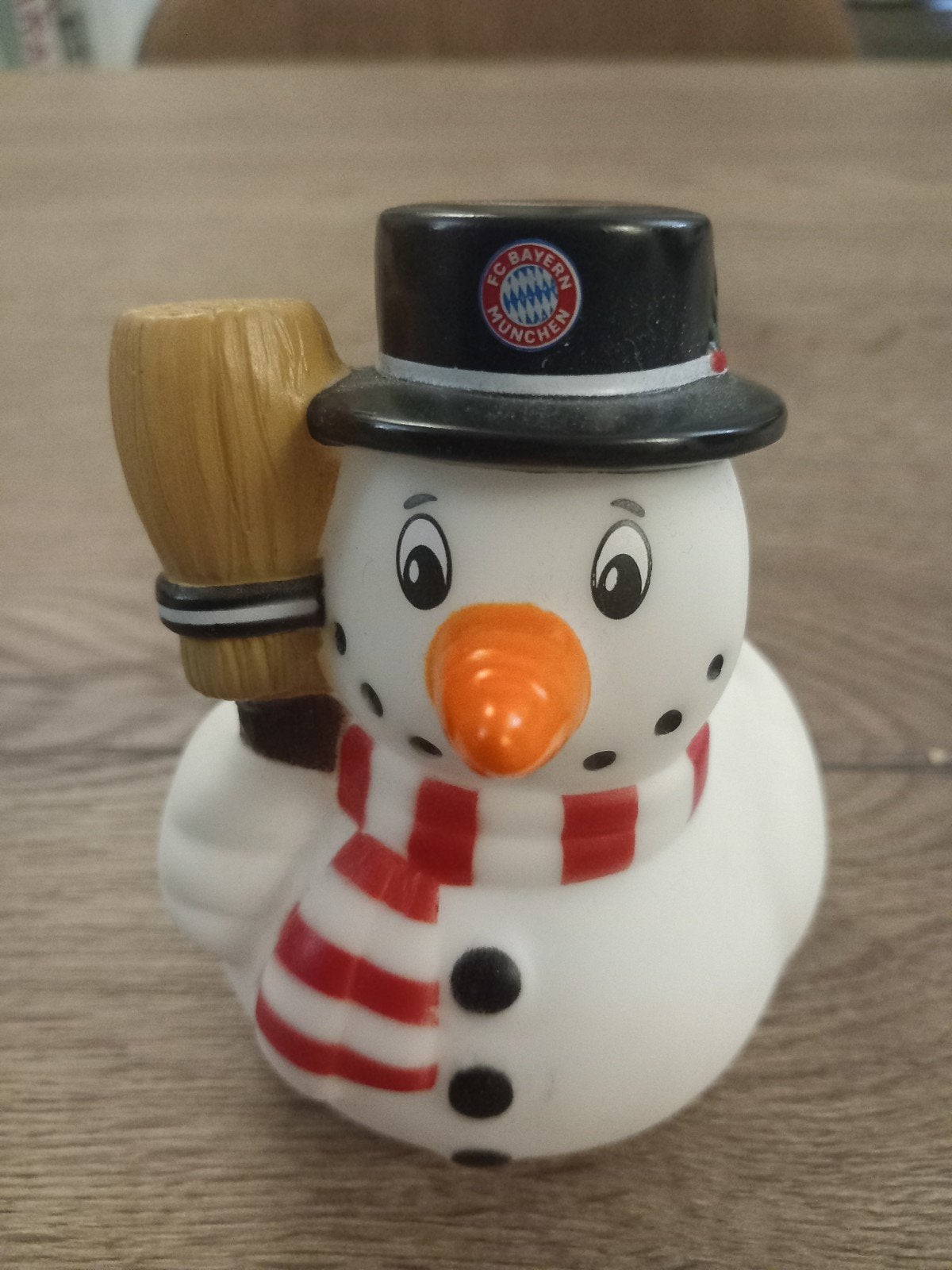 FC Bayern München Badeend Rubber Duck Kerst Voetbal, Ophalen of Verzenden, Zo goed als nieuw, Beeldje of Poppetje