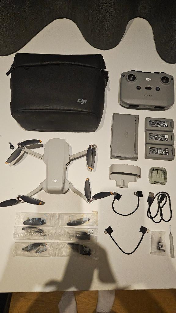 Ensemble de 2 sets DJI Mini, Enlèvement ou Envoi, Comme neuf