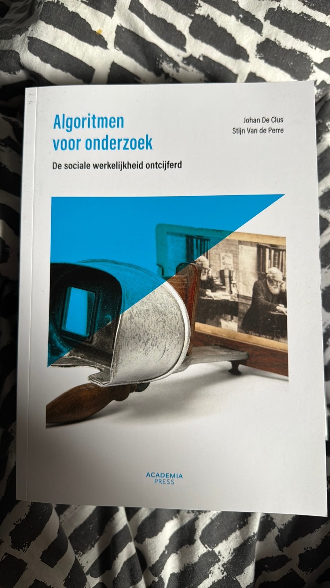 Johan De Clus - Algoritmen voor onderzoek 2018, Enlèvement, Néerlandais, Johan De Clus; Stijn Van de Perre