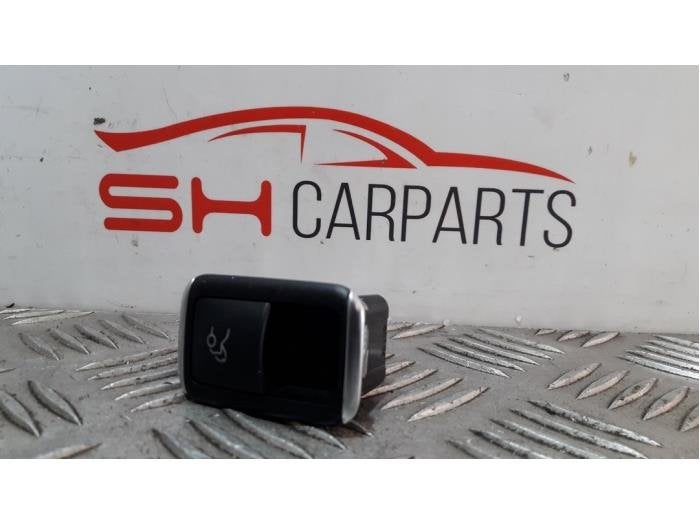 Commutateur hayon d'un Mercedes CLA, 3 mois de garantie, Utilisé, -, -