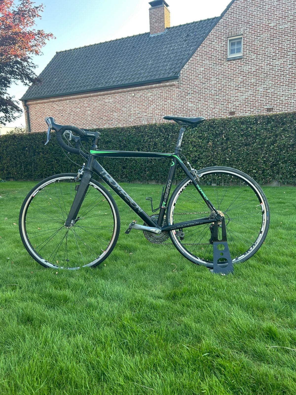 Koersfiets Thompson R-5200, Fietsen en Brommers, Fietsen | Racefietsen, Ophalen, Zo goed als nieuw, Carbon