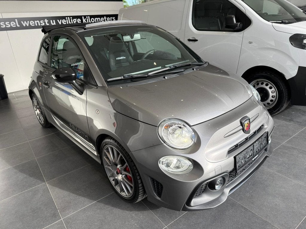 Abarth 500C 1.4 T-Jet 595 132kW Competizione TOP CONDITIE, Voorwielaandrijving, 4 zetels, Stof, 4 cilinders