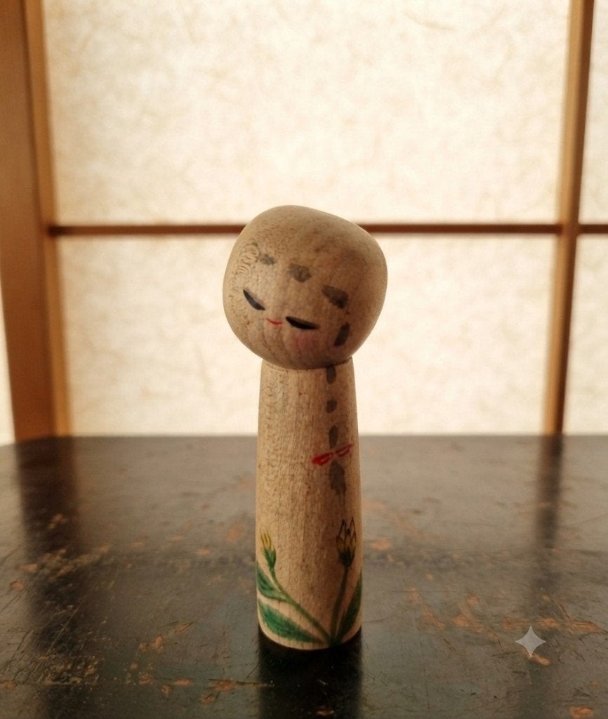 Vintage cute gesigneerde kokeshi, Hout, Verzenden, Geschilderd, Japan