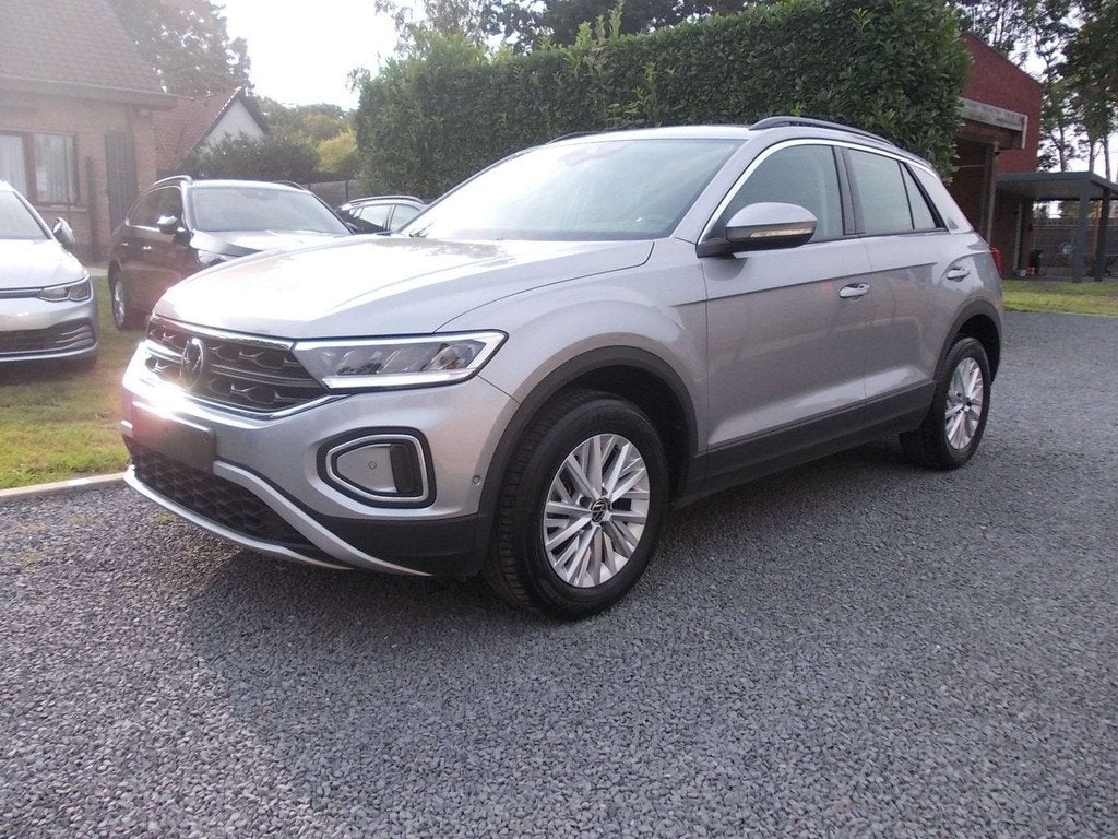 Volkswagen T-Roc T-Roc TSI 110PK Style NAVI-CARPLAY-LANE-LED, Gebruikt, Euro 6, Overige kleuren, 1 kg