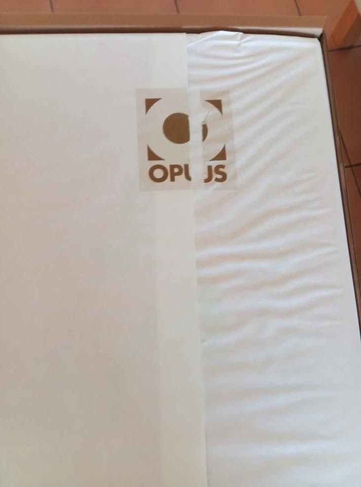 Livre Giant The Official Michael Jackson Opus + Box, Enlèvement ou Envoi, Neuf, Artiste